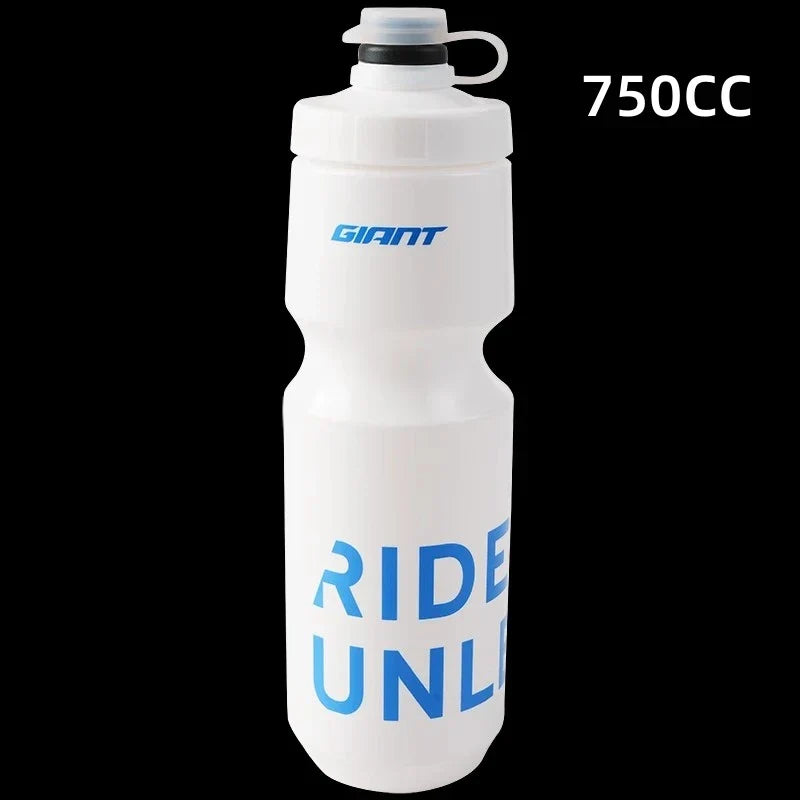 GIANT 600Ml/750Ml Bicycle Bottle MTB Road Bike Water Bottle Outdoor Sports PP Bottles Portable Large Capacity Drink Cycling Cup