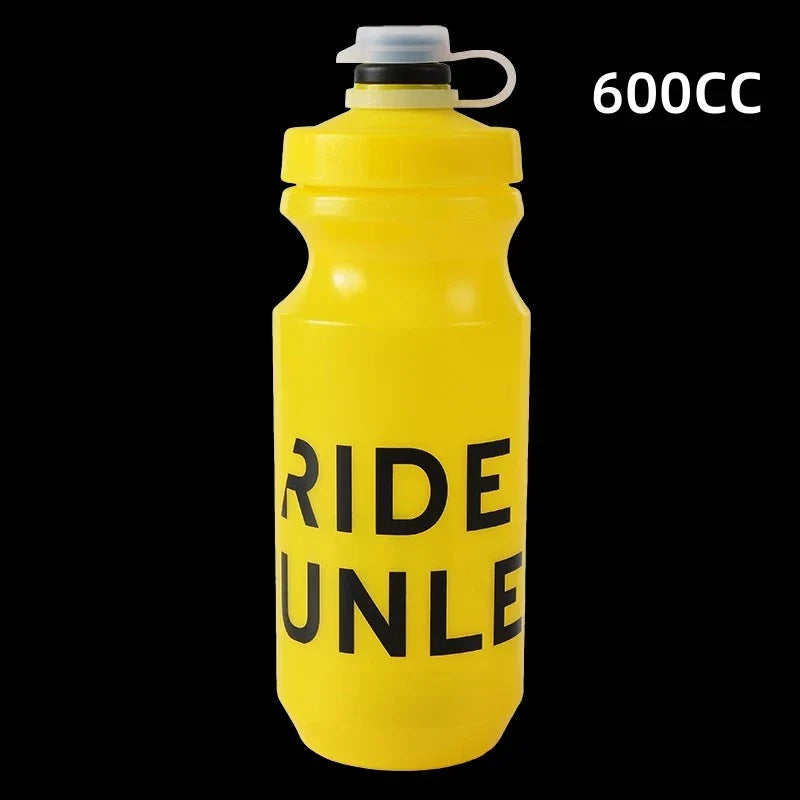 GIANT 600Ml/750Ml Bicycle Bottle MTB Road Bike Water Bottle Outdoor Sports PP Bottles Portable Large Capacity Drink Cycling Cup